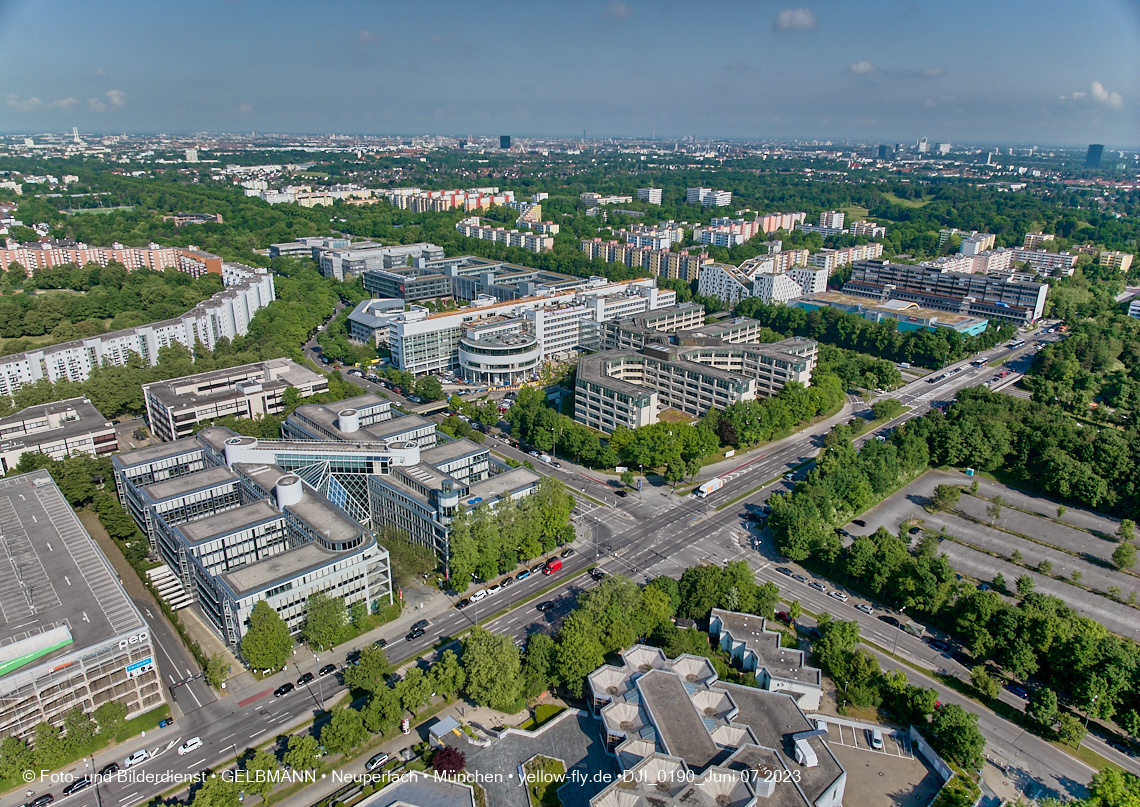 07.06.2023 - Perlach Plaza, PEP, Rentenversicherung, Wohnring, WACKER-Chemie in Neuperlach